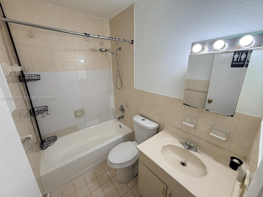 MANZANILLO CONDO · #8 in Hialeah - Photo 6