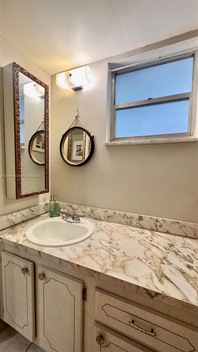 FOURTH GULFSTREAM GARDEN · #219 in Hallandale Beach - Photo 48
