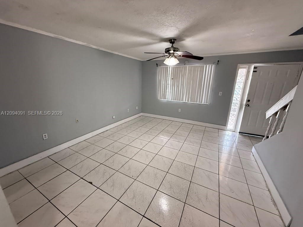 633 W 68th St #633 photo 6