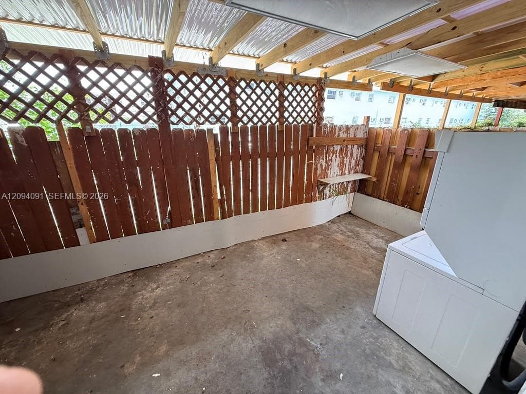 633 W 68th St #633 photo 14