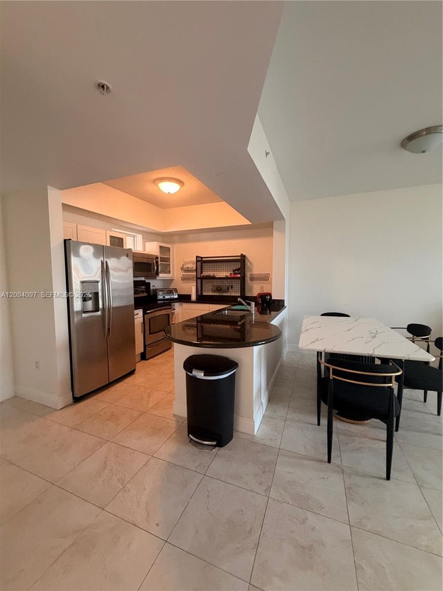 DOWNTOWN DADELAND CONDO N · #B502 in Miami - Photo 2