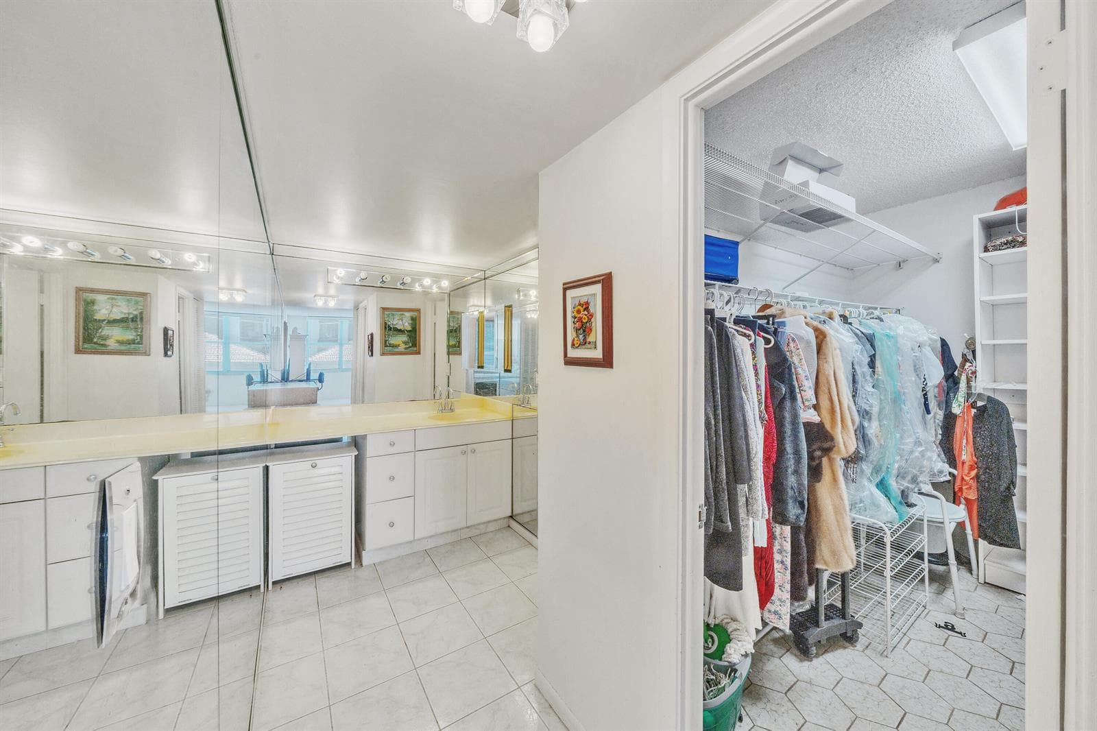 14 Primary Bathroom (1)
