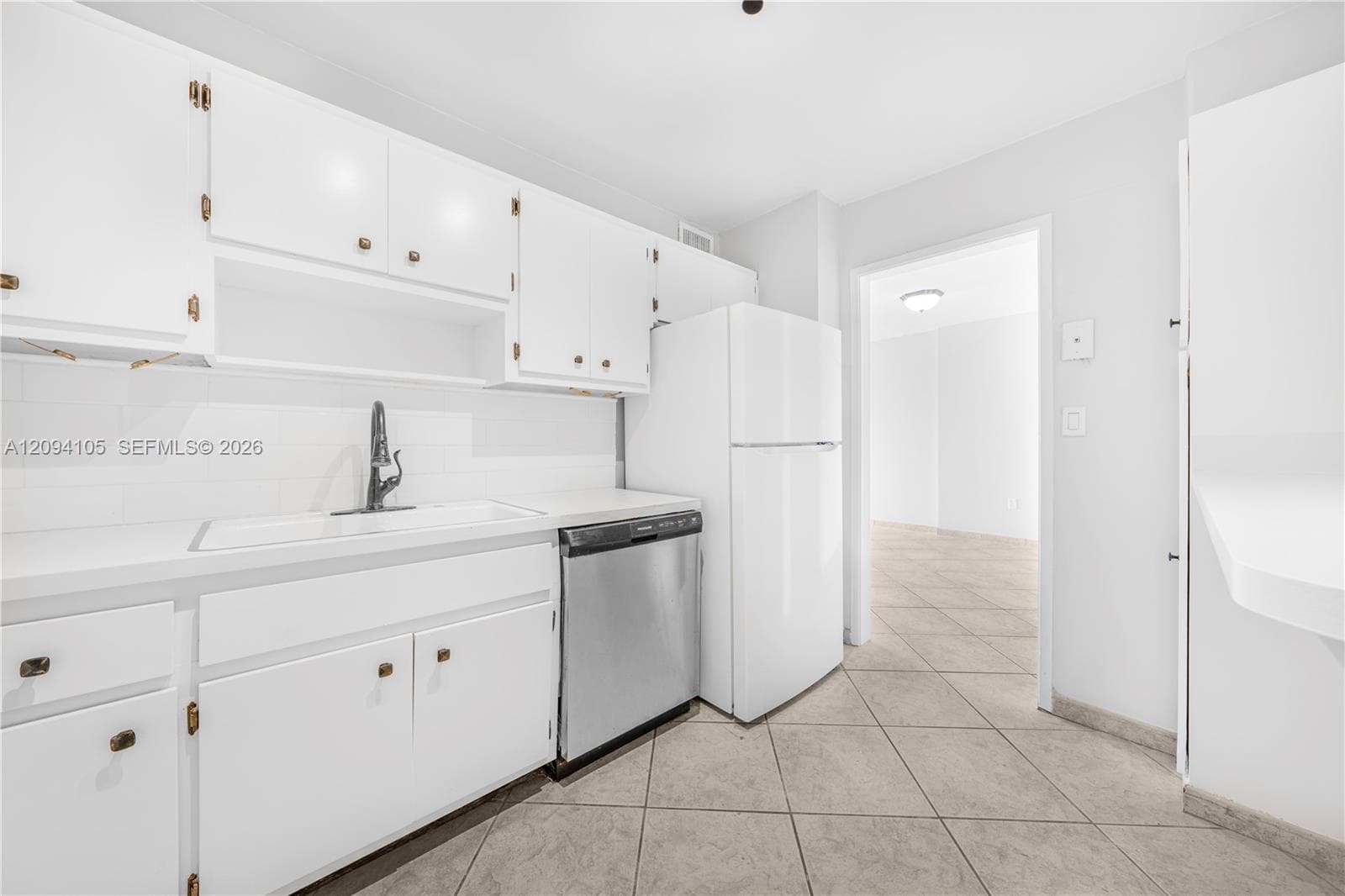COASTAL TOWERS CONDO · #1427 in Sunny Isles Beach - Photo 5