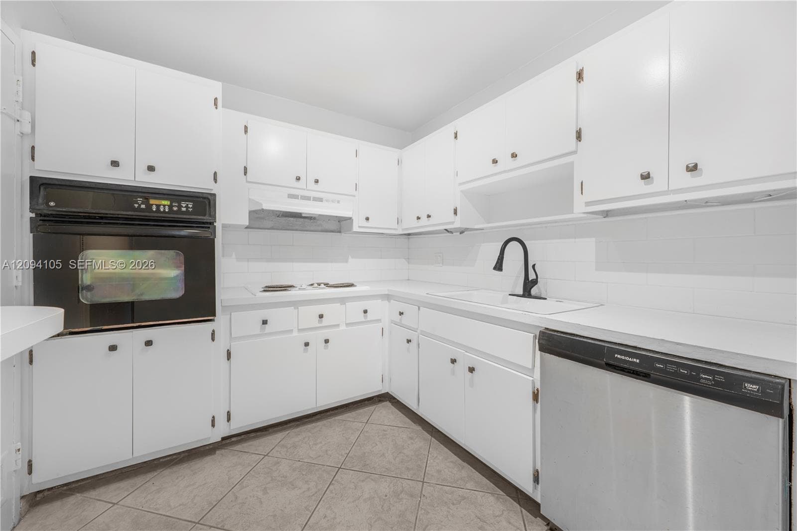 COASTAL TOWERS CONDO · #1427 in Sunny Isles Beach - Photo 4