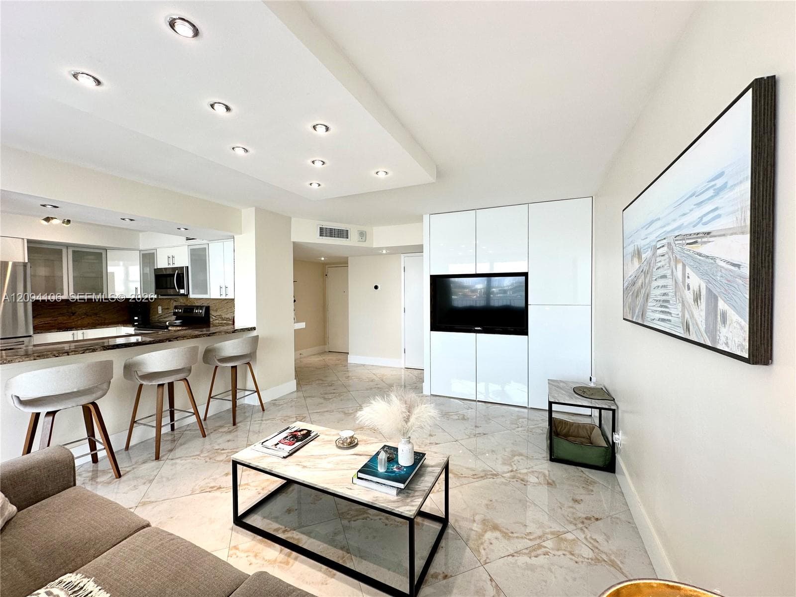REEF EAST CONDO · #5D in North Miami Beach - Photo 6