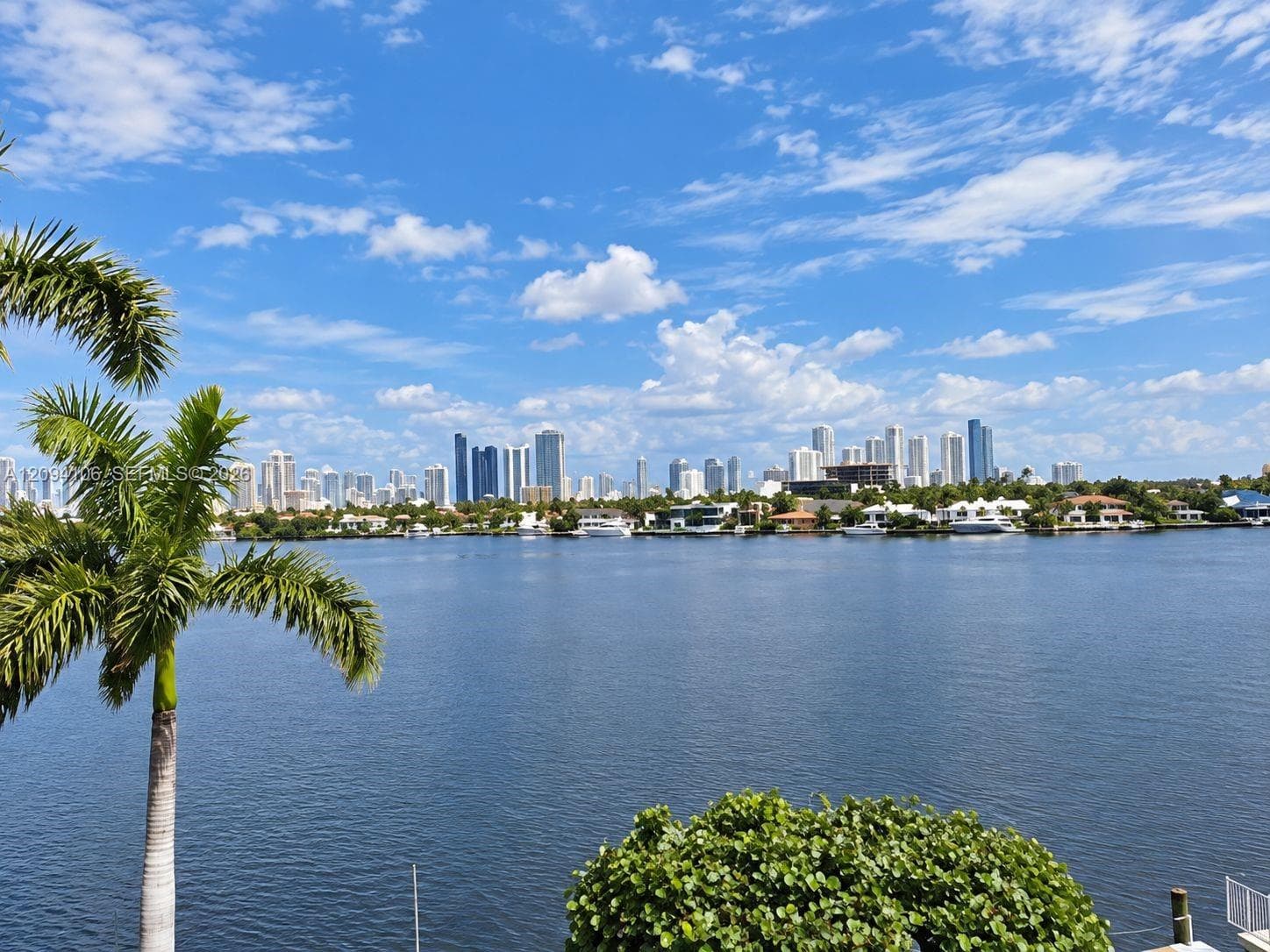 REEF EAST CONDO · #5D in North Miami Beach - Photo 24