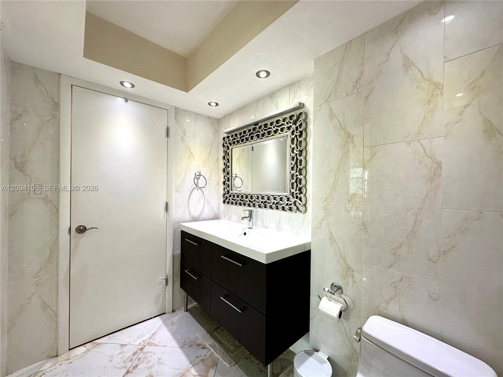 REEF EAST CONDO · #5D in North Miami Beach - Photo 18