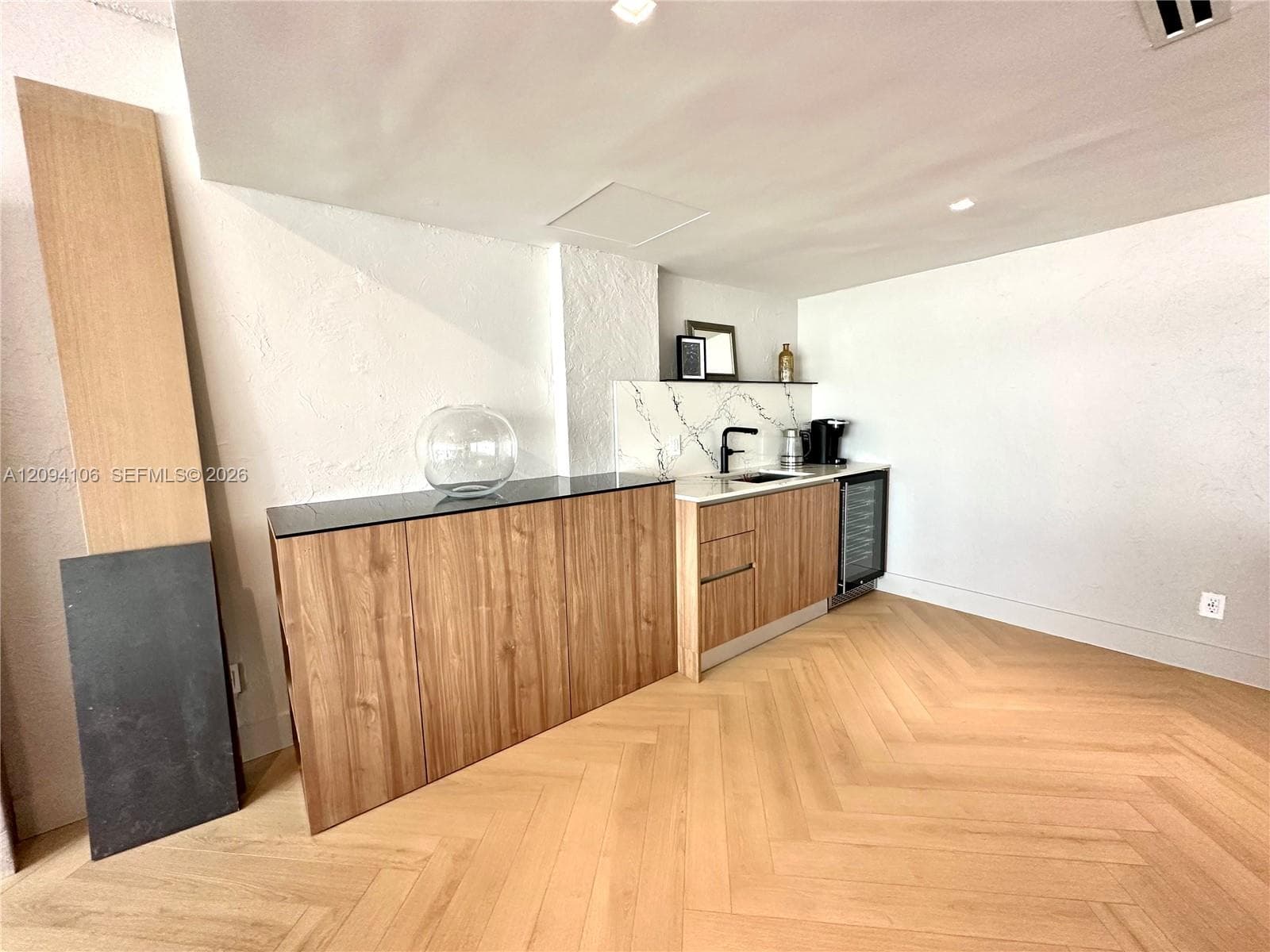 REEF EAST CONDO · #5D in North Miami Beach - Photo 29