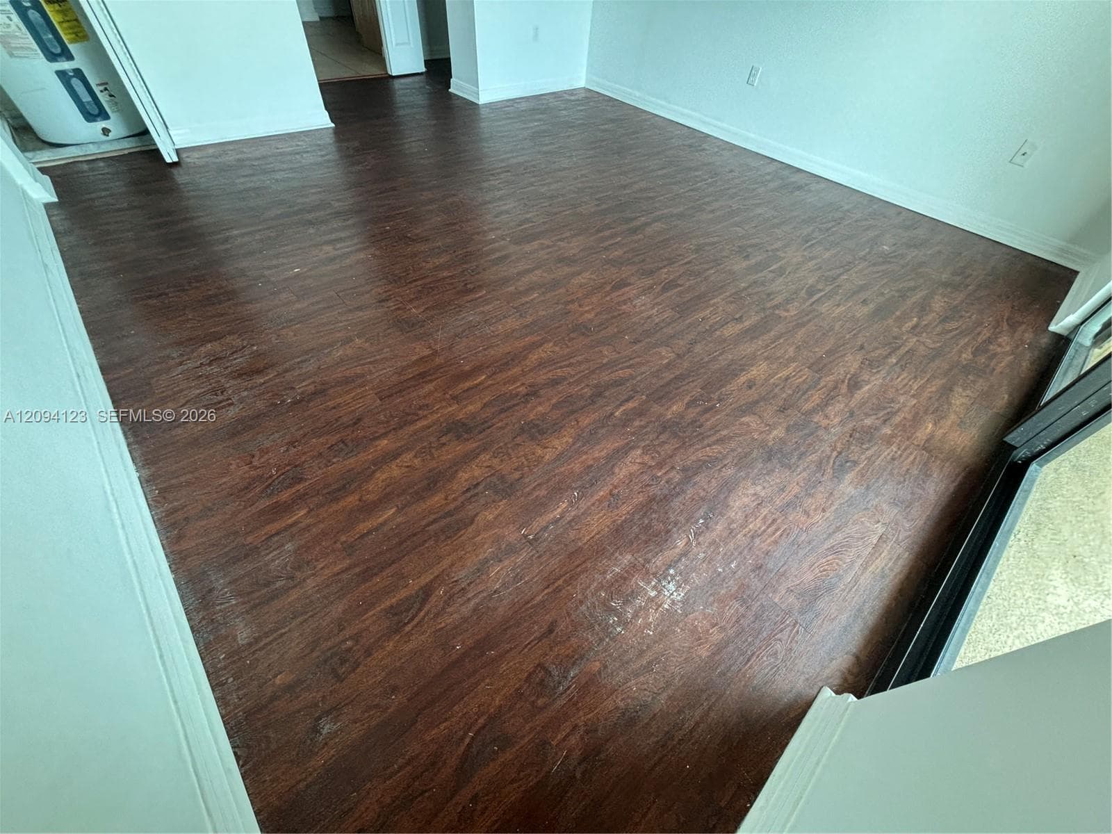 KEYSTONE PARK CONDO · #813 in Miami - Photo 4