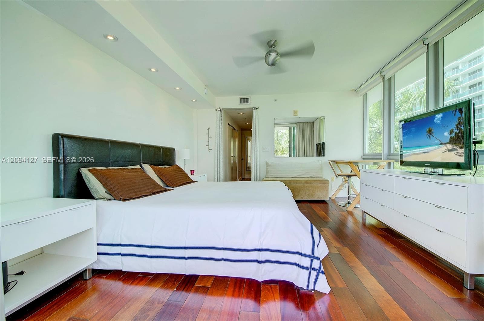SO BE BAY CONDO · #201 in Miami Beach - Photo 23