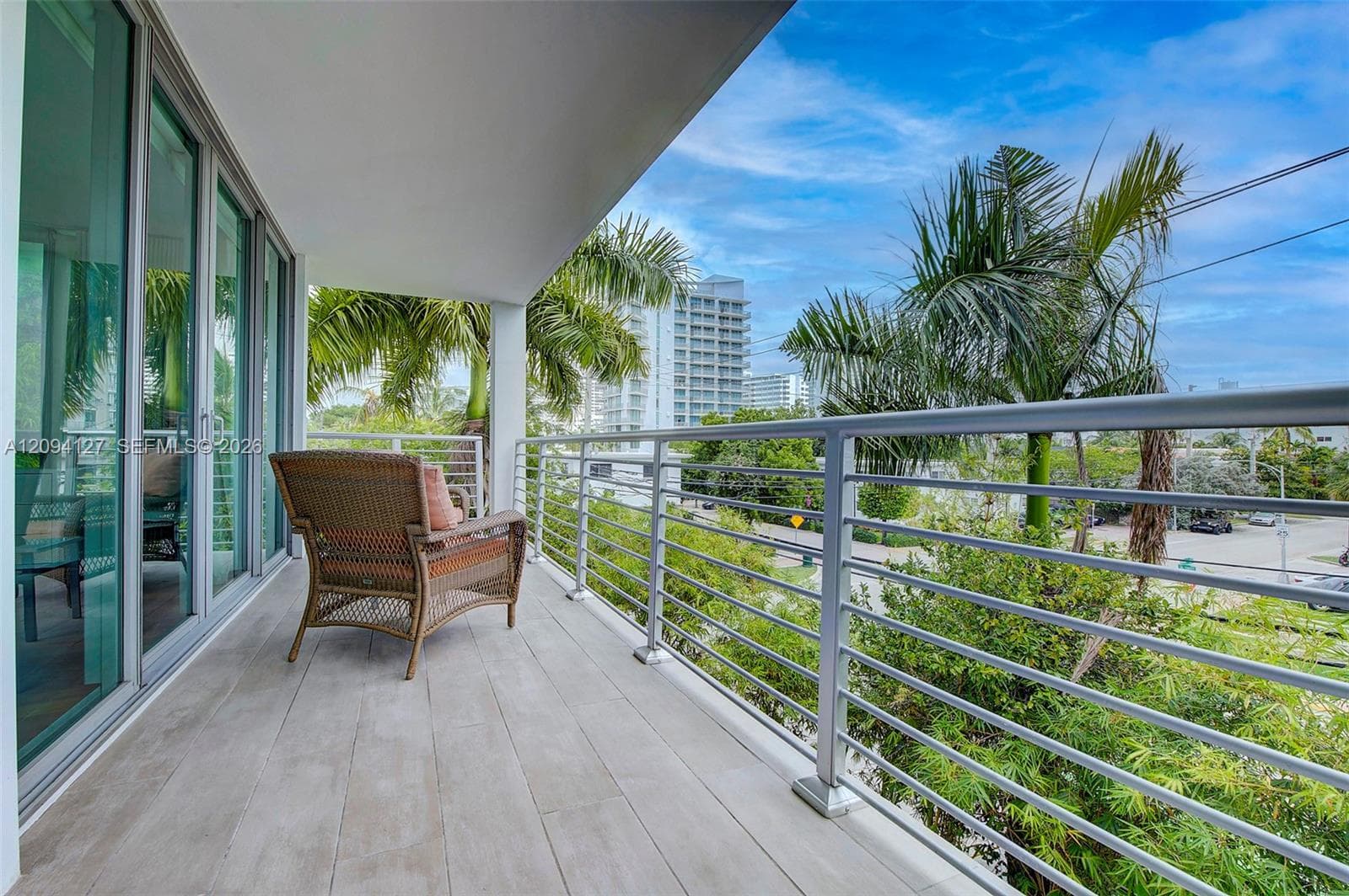 SO BE BAY CONDO · #201 in Miami Beach - Photo 28
