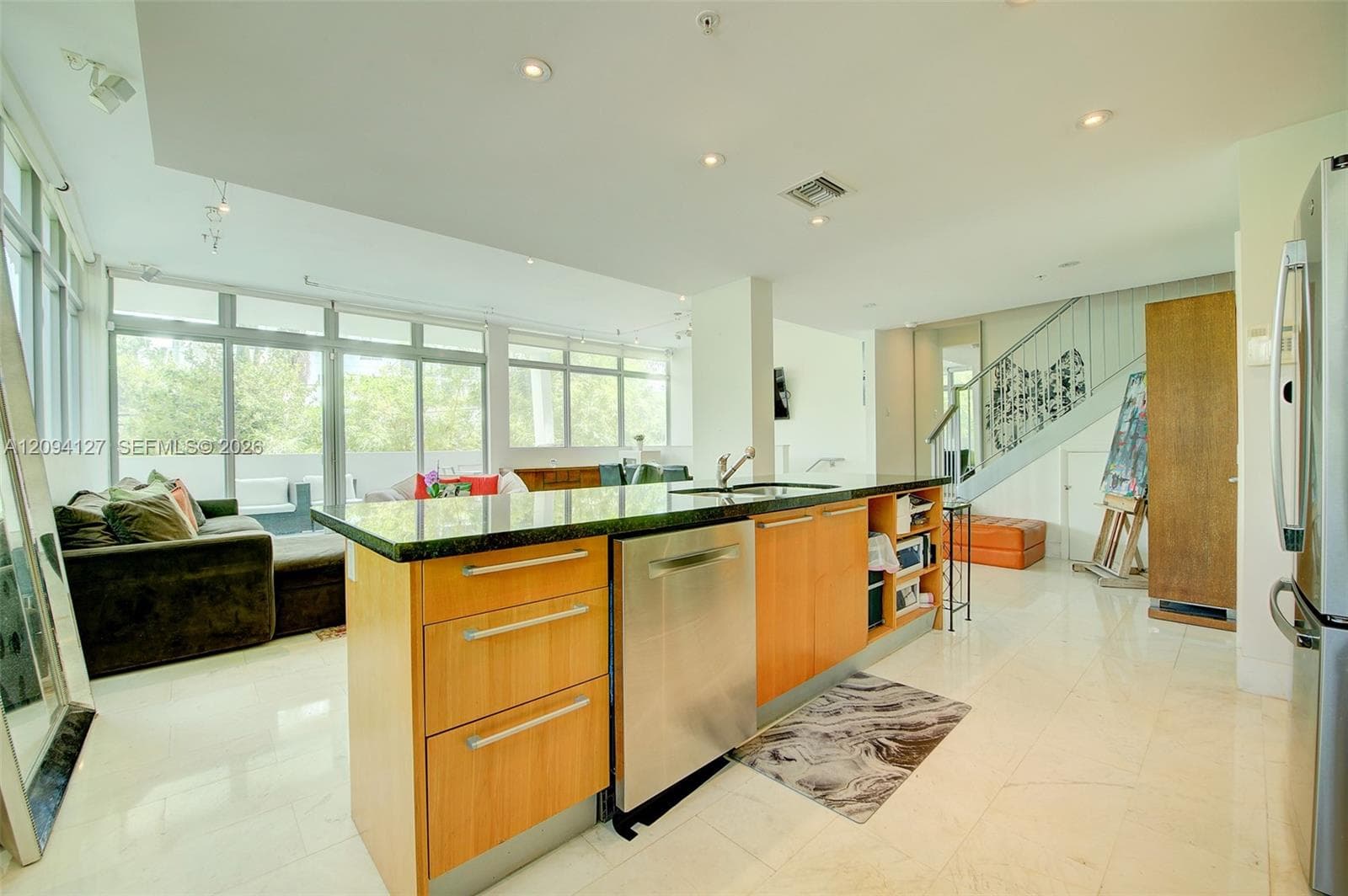 SO BE BAY CONDO · #201 in Miami Beach - Photo 9