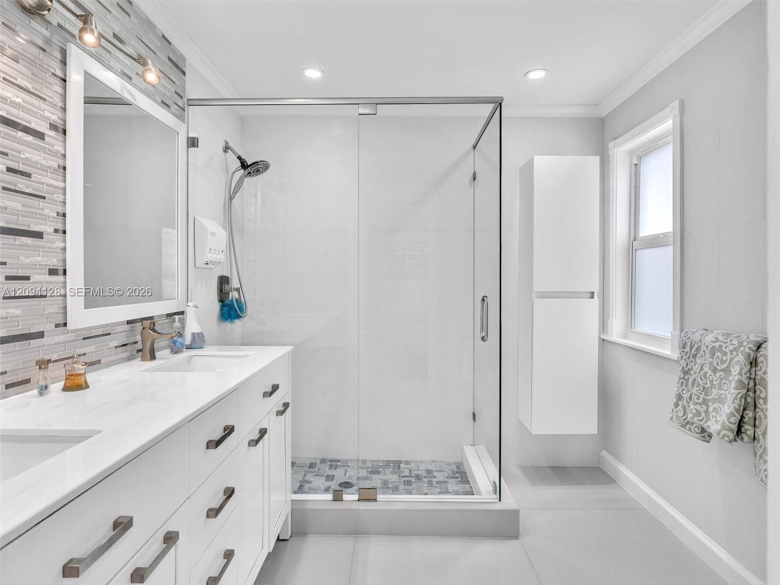 Master Bedroom Bath
