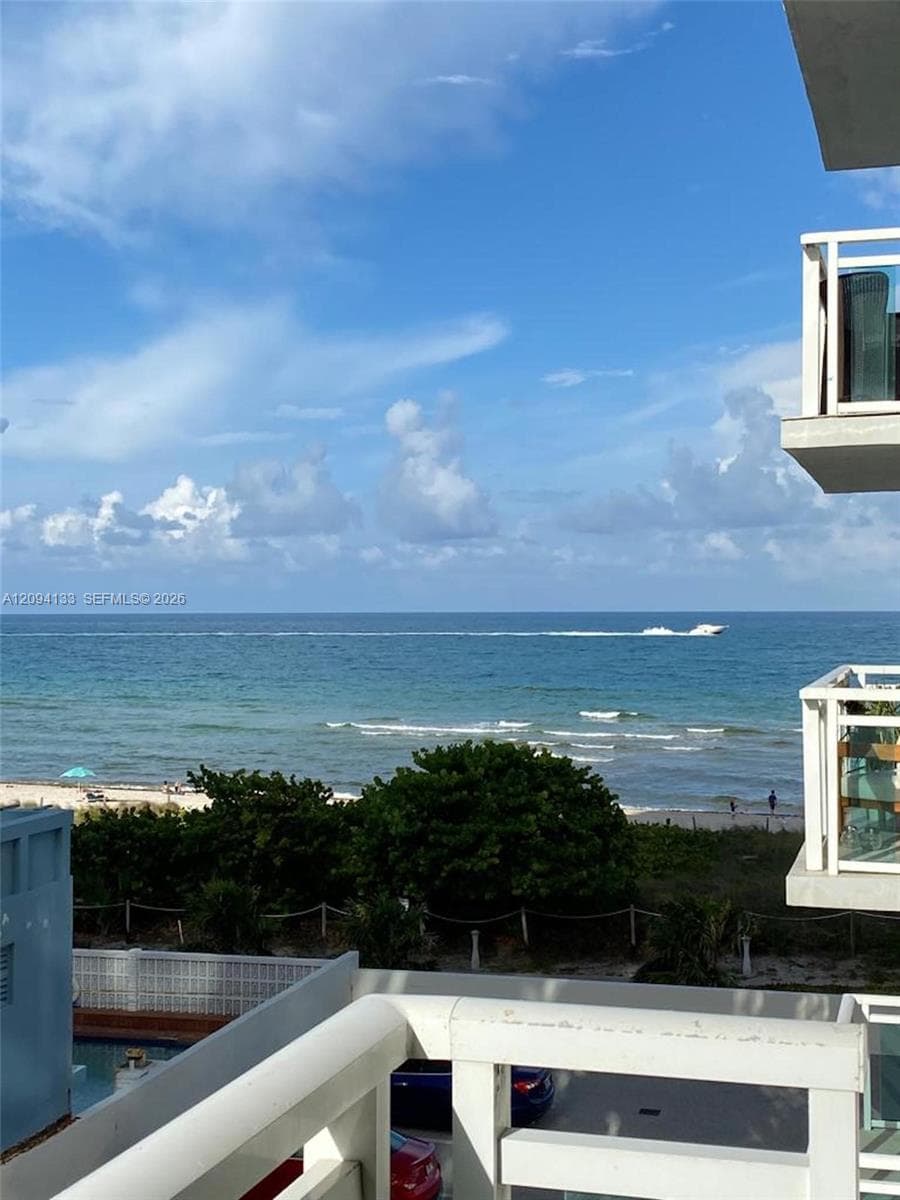 THE COLLINS CONDO · #506 in Miami Beach - Photo 2