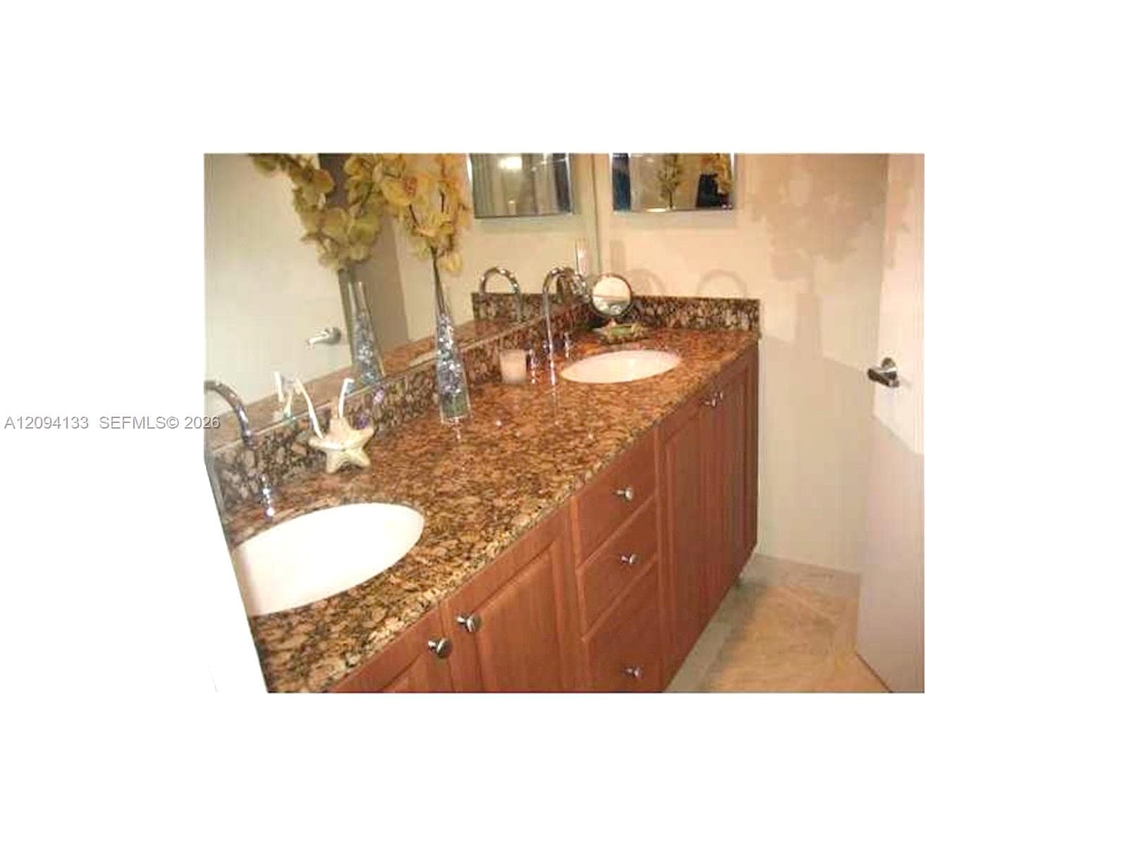 THE COLLINS CONDO · #506 in Miami Beach - Photo 10