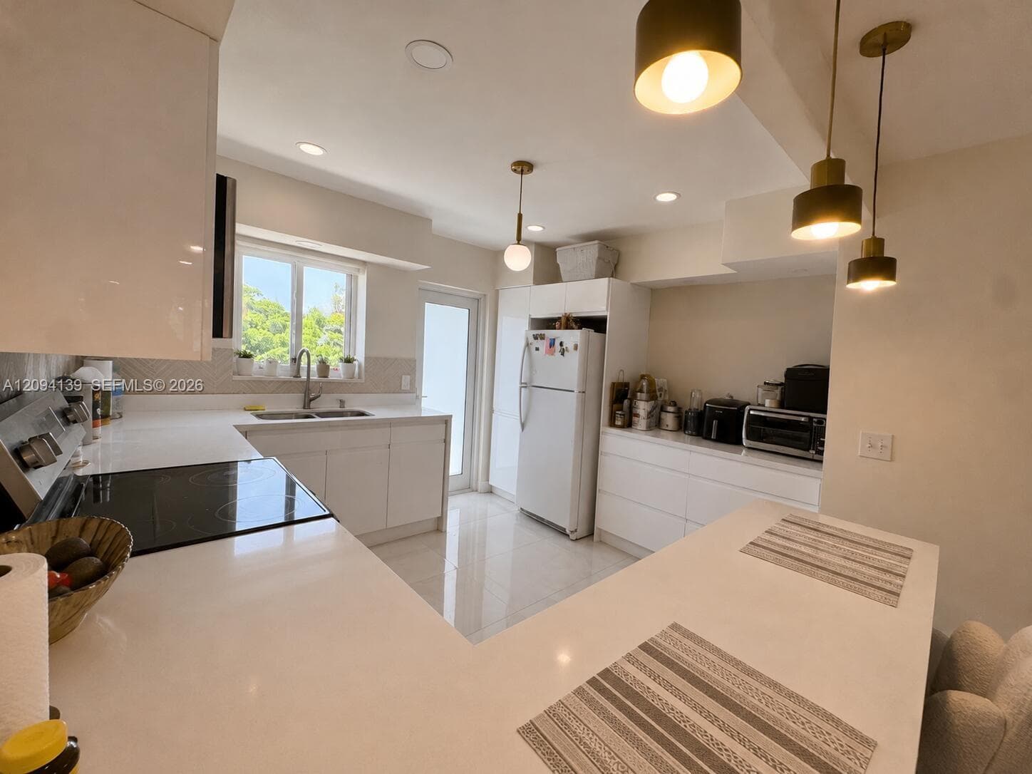 Pasadena Gardens · #226 in Hallandale Beach - Photo 4
