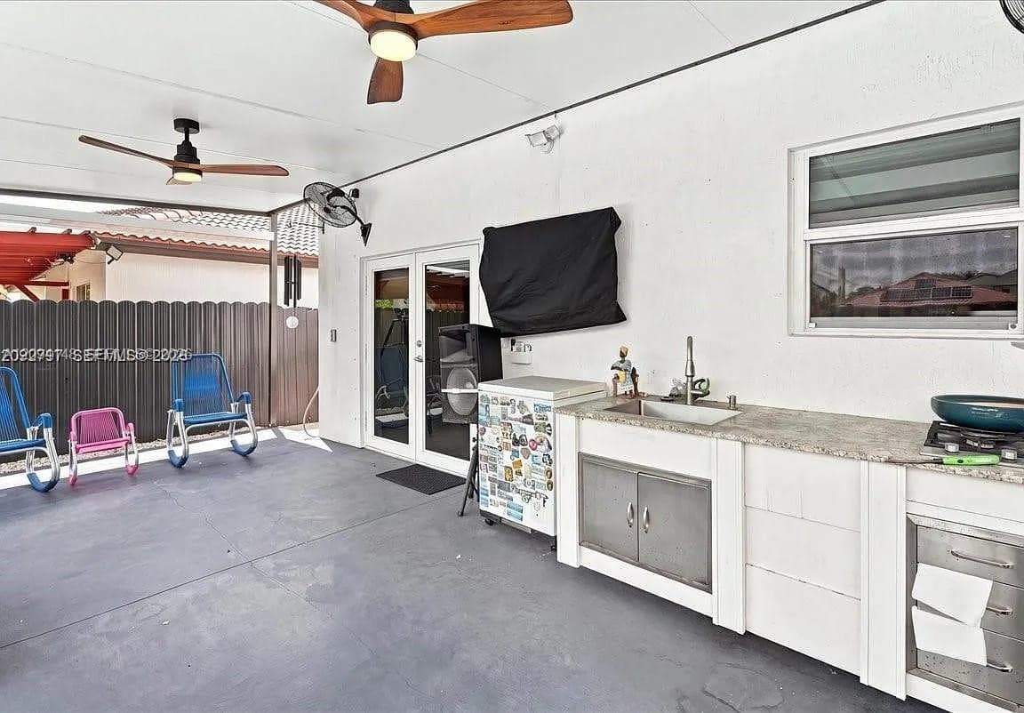 13617 SW 264th Ter photo 23