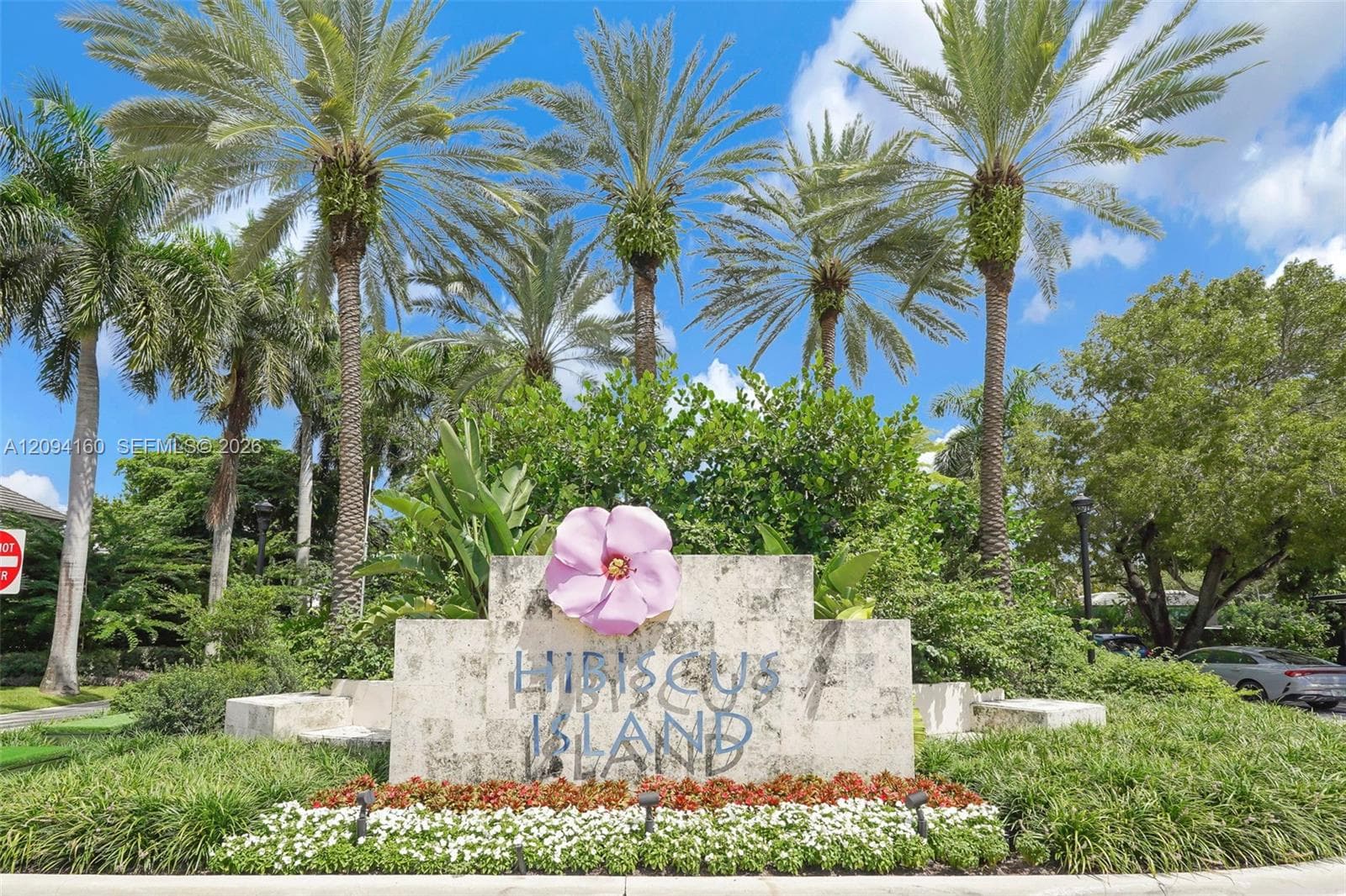 205 N Hibiscus Dr photo 53