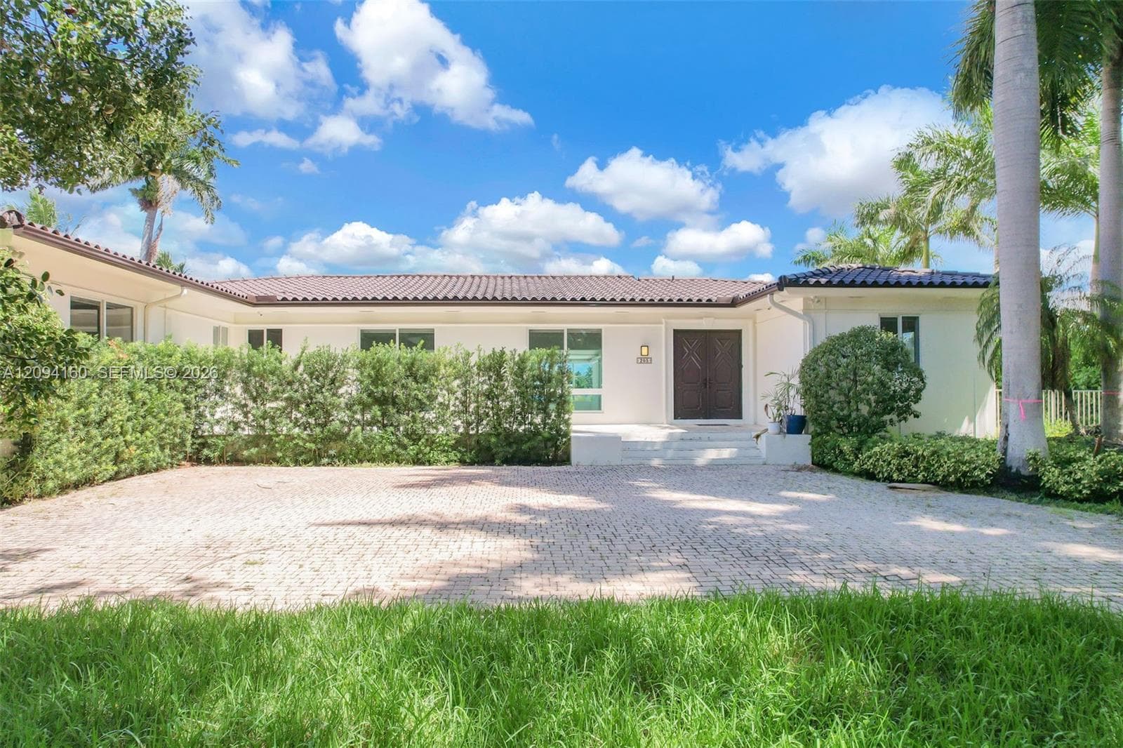 205 N Hibiscus Dr photo 39