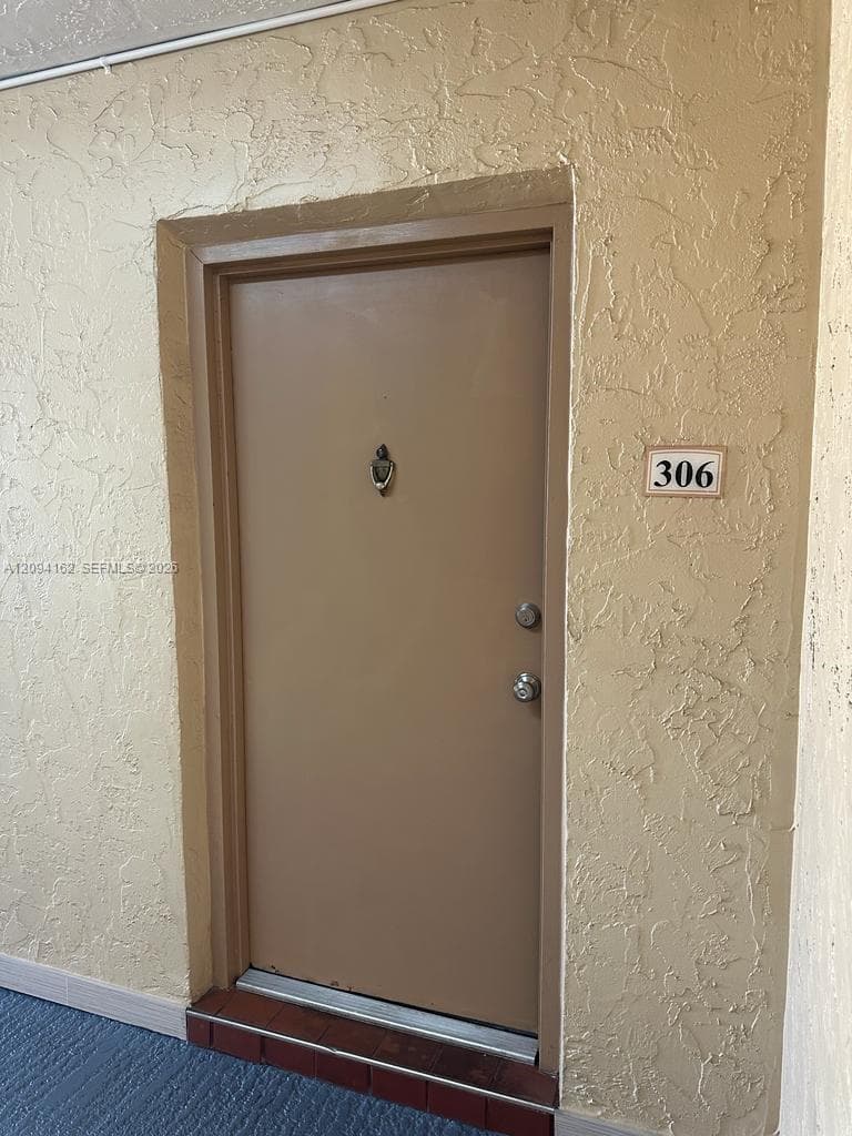 DORAL GARDENS II CONDO · #306 in Doral - Photo 10