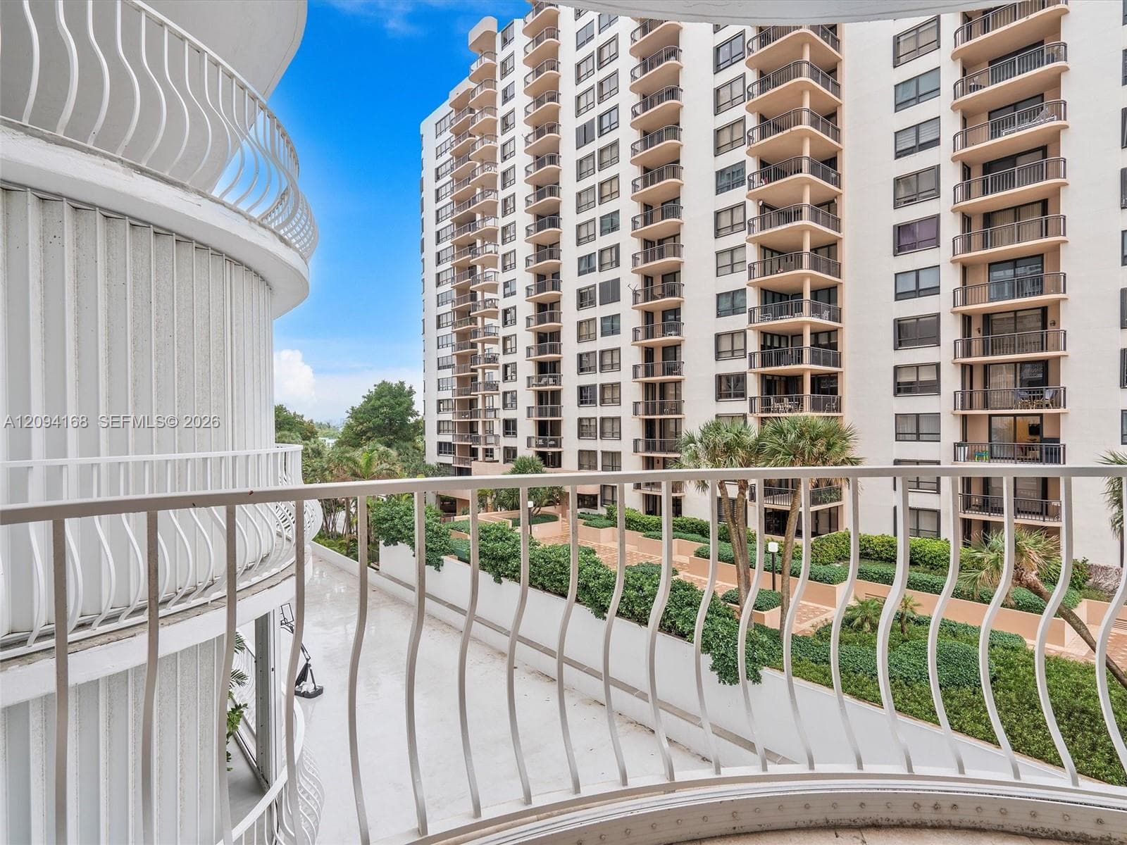 Bal Harbour 101 · #402 in Bal Harbour - Photo 39