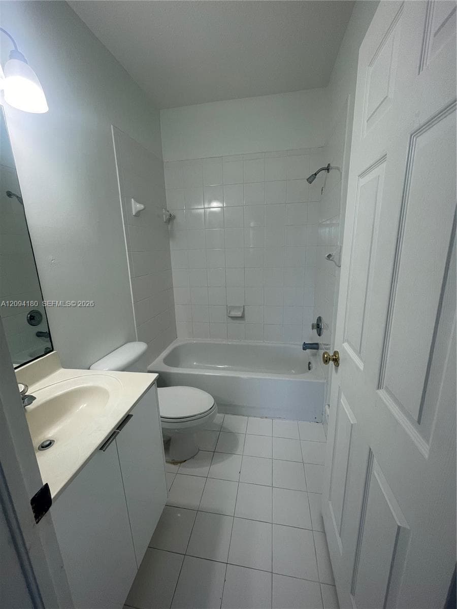 LAS BRISAS AT DORAL CONDO · #202 in Doral - Photo 8