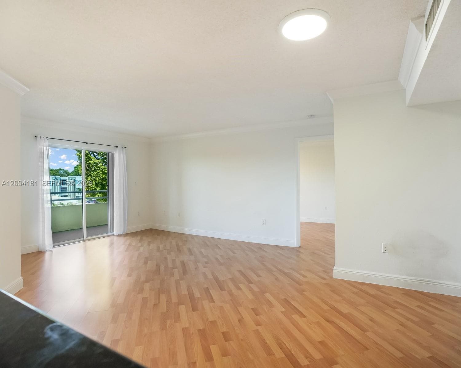 PALM COVE COND · #305 in Miami - Photo 4