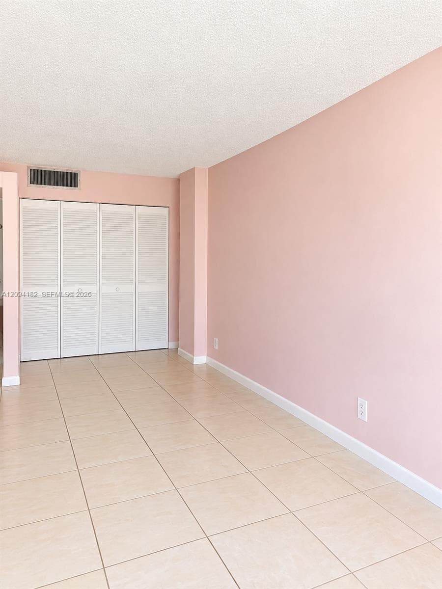PLAZA OF AMERICAS CONDO 3 · #117 in Sunny Isles Beach - Photo 6