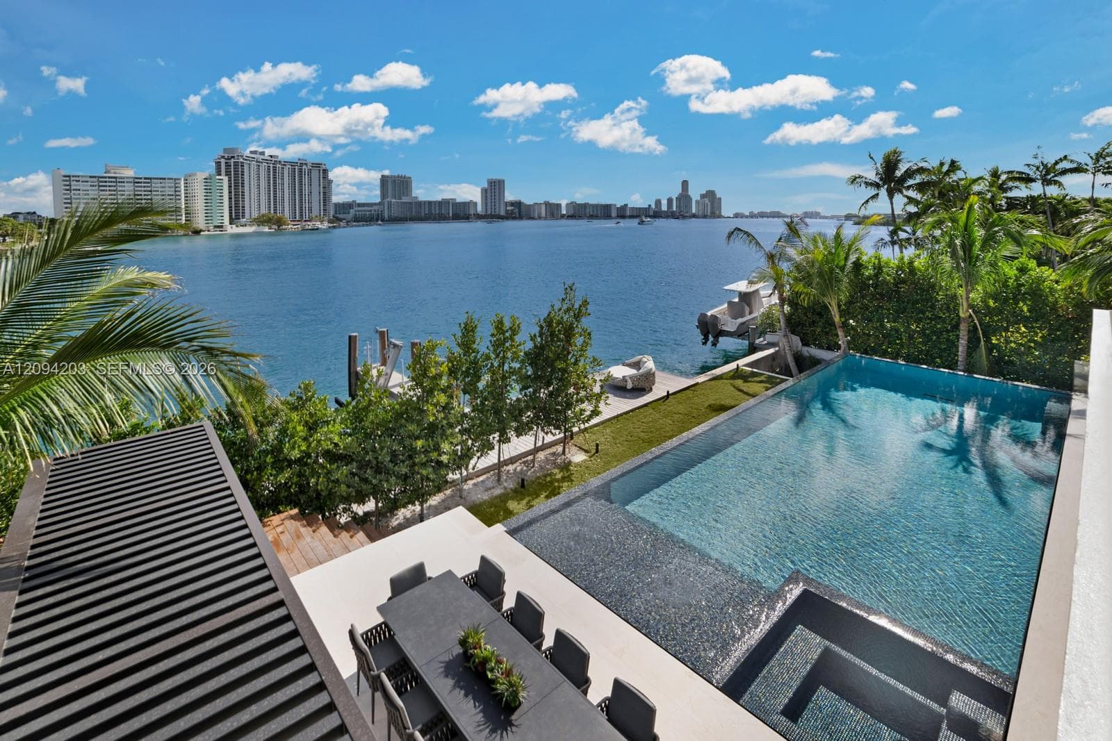 217 E Rivo Alto Dr photo 62