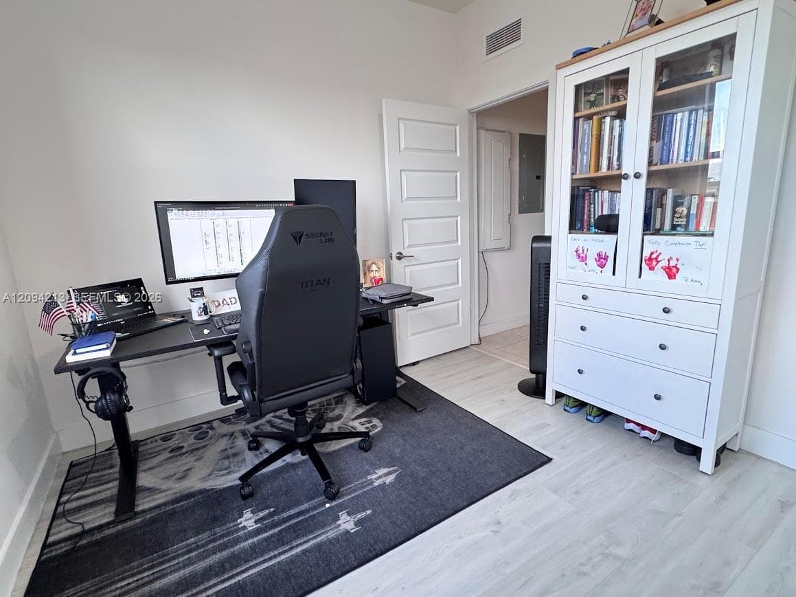 APEX AT PARK CENTRAL COND · #38 in Doral - Photo 30