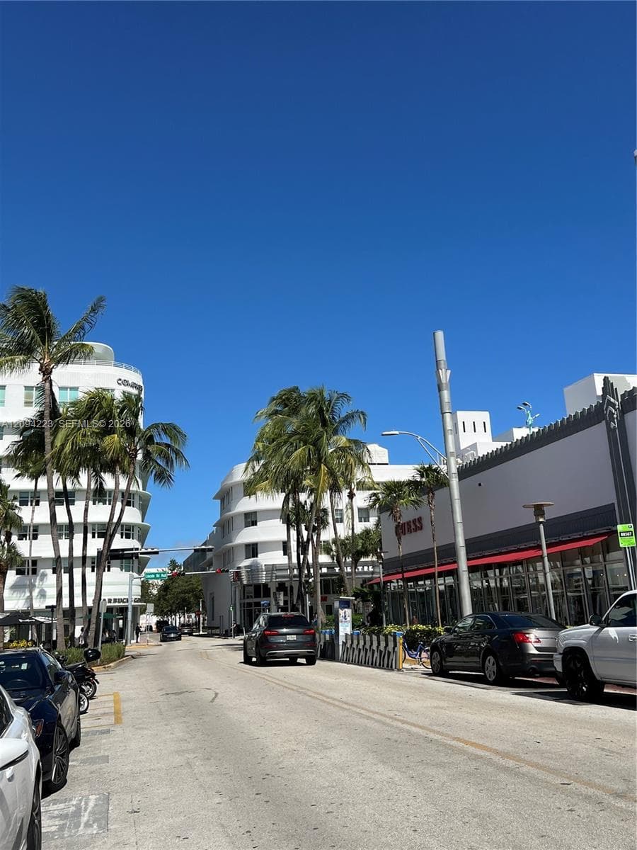 PENN STAR CONDO · #304 in Miami Beach - Photo 17