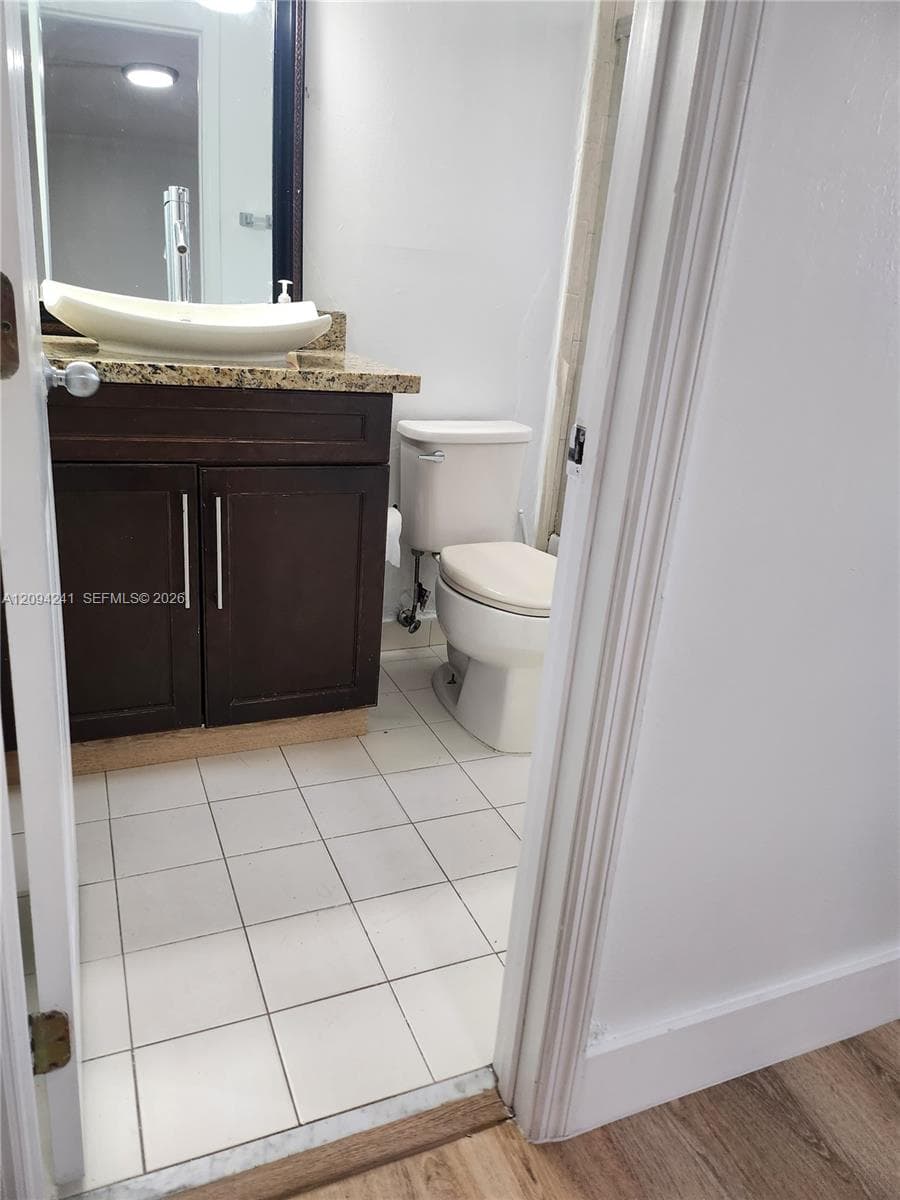 LOS SUENOS CONDO · #F202 in Hialeah - Photo 8