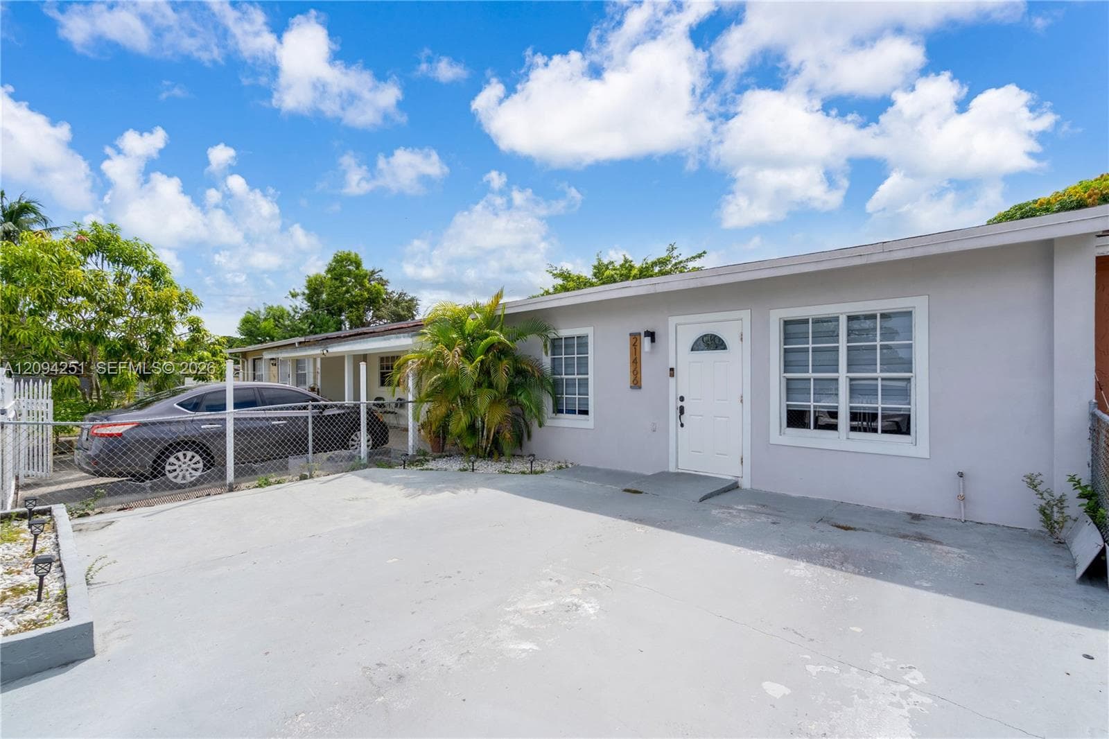 21466 NW 40th Cir Ct photo 9