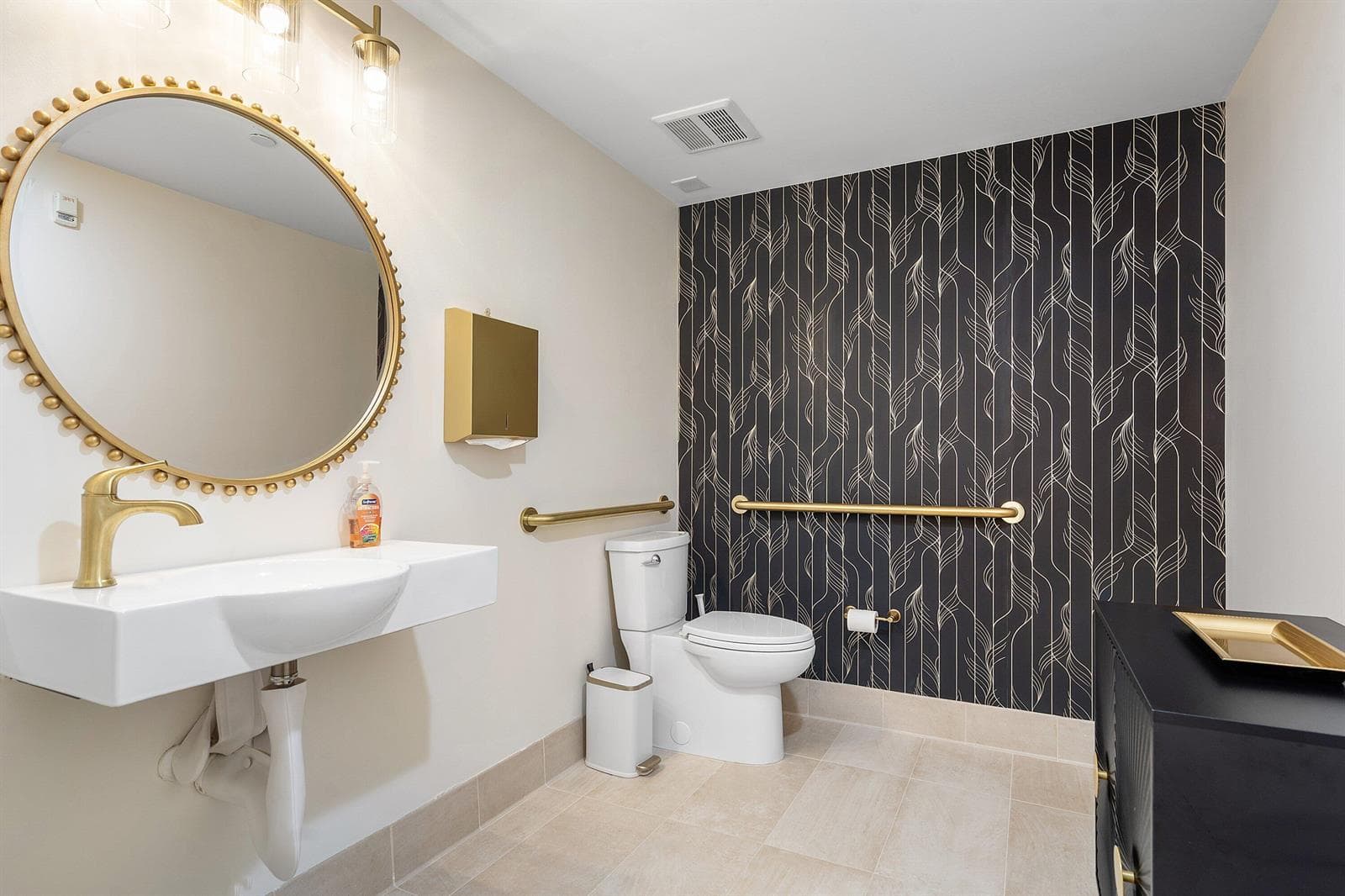 042-233SouthFederalHighway-605-BocaRaton