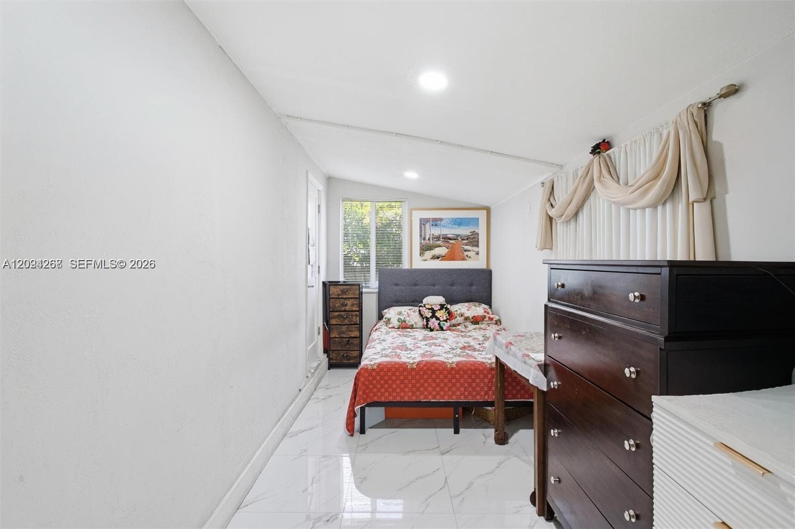 301 SW 36th Ave photo 6