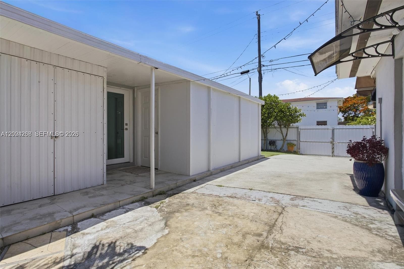 301 SW 36th Ave photo 13