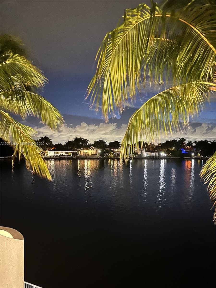 LA RIVE GAUCHE CONDO · #PH-1 in Miami Beach - Photo 31