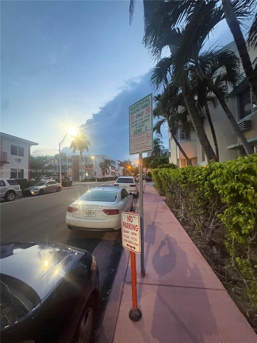 Delphin Condo · #6 in Miami Beach - Photo 16
