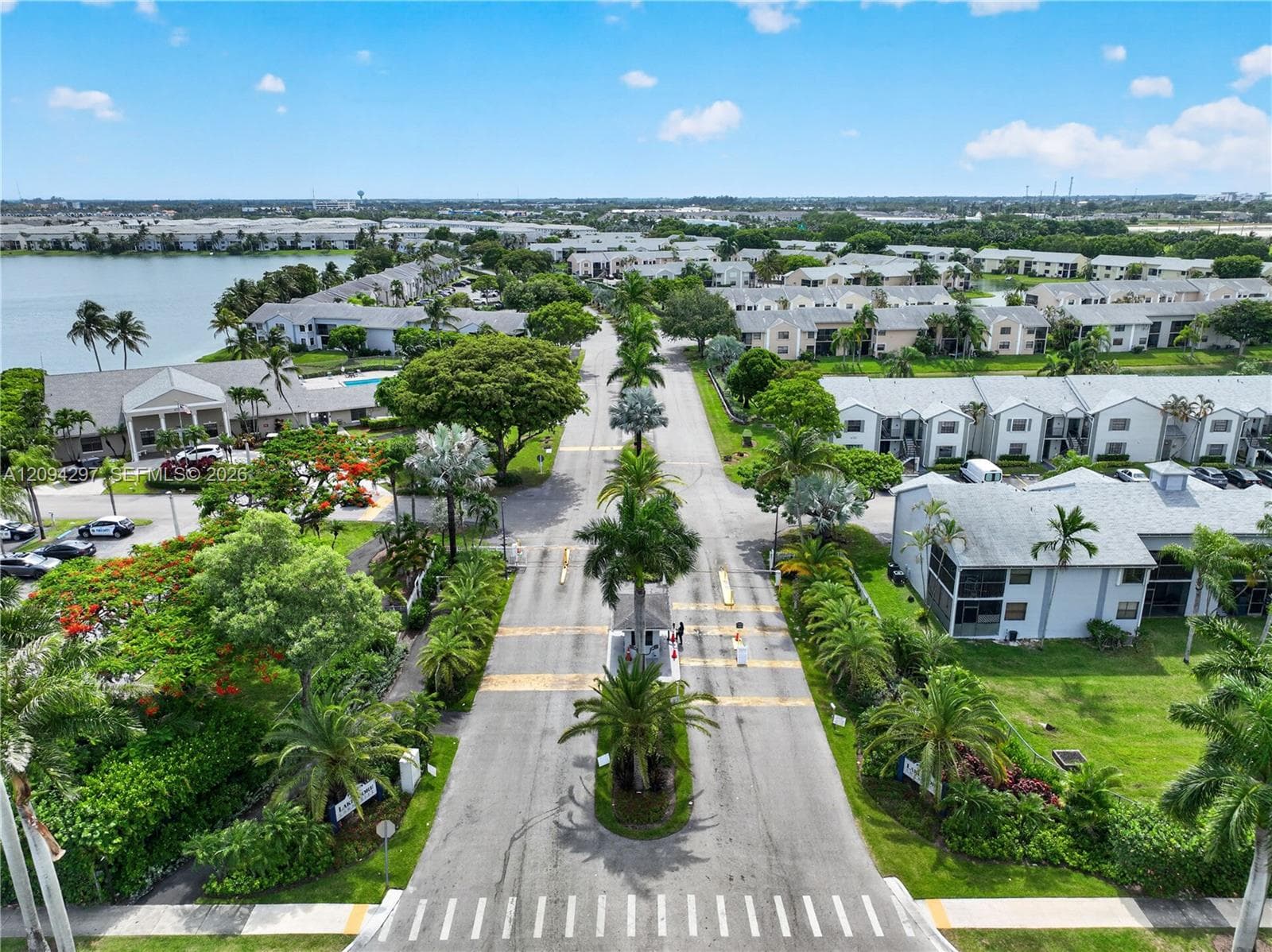 LAKESHORE CONDO 6 · #889E in Homestead - Photo 42
