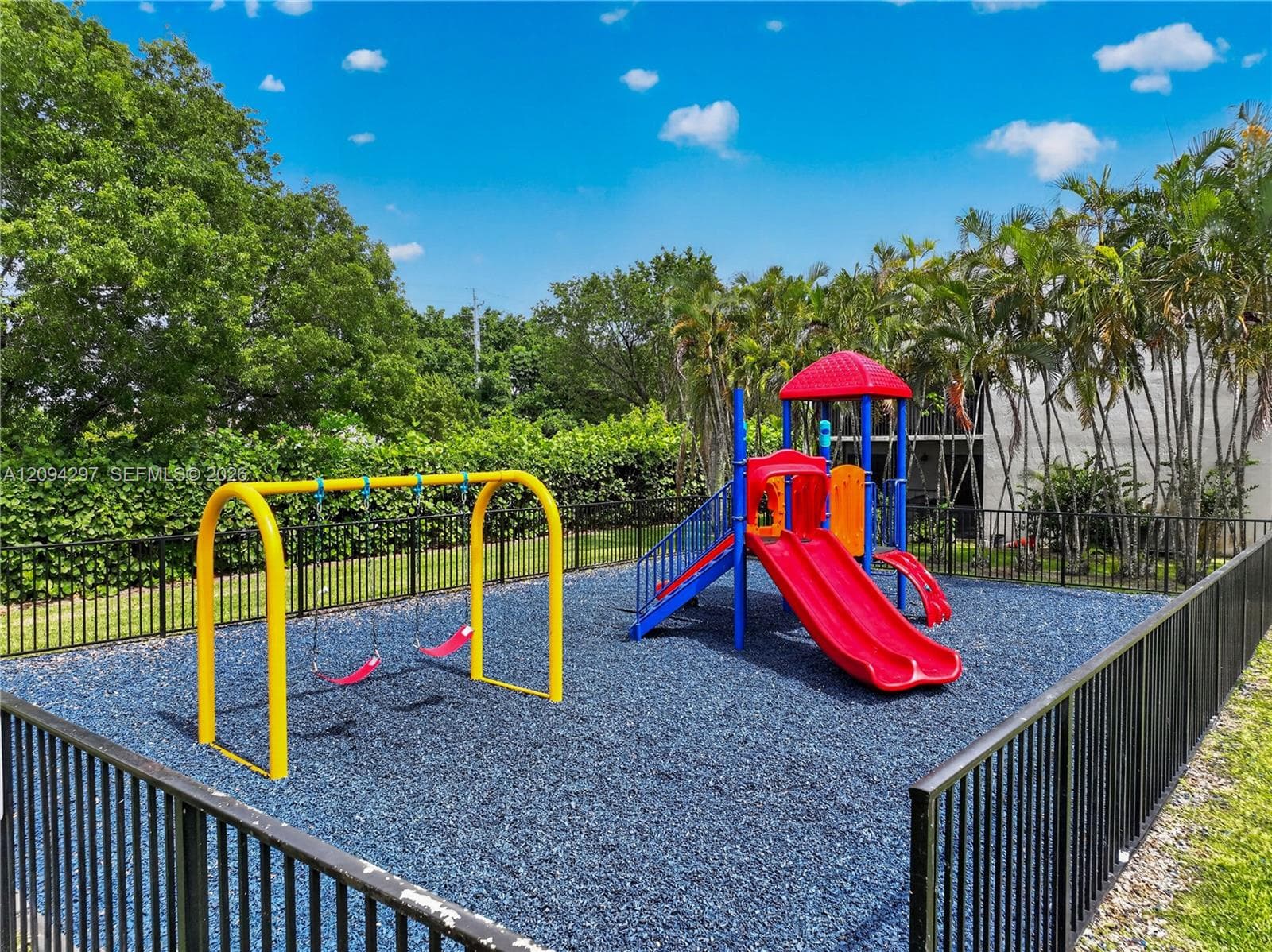 LAKESHORE CONDO 6 · #889E in Homestead - Photo 46