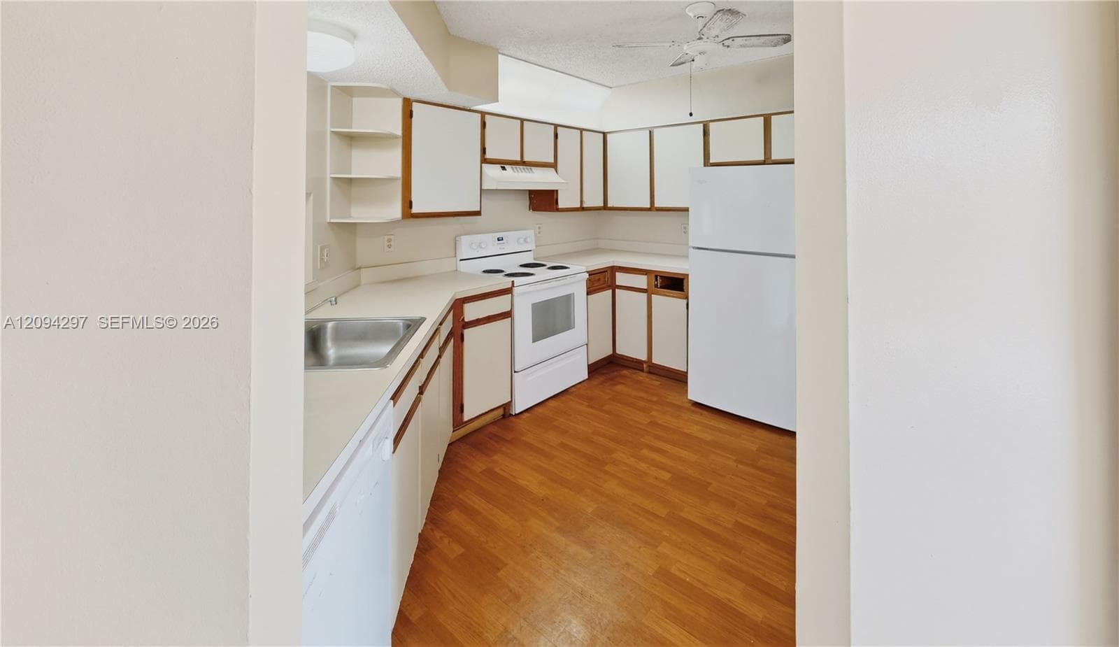 LAKESHORE CONDO 6 · #889E in Homestead - Photo 17