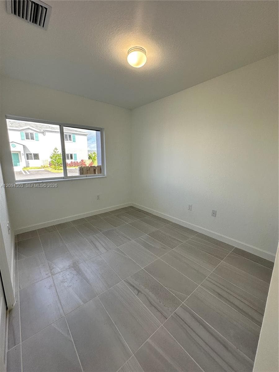 1245 NW 3rd Ln photo 14