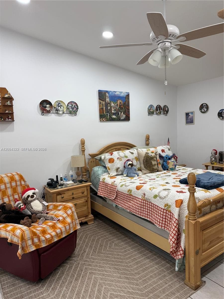 640 SE 22nd Ln photo 17