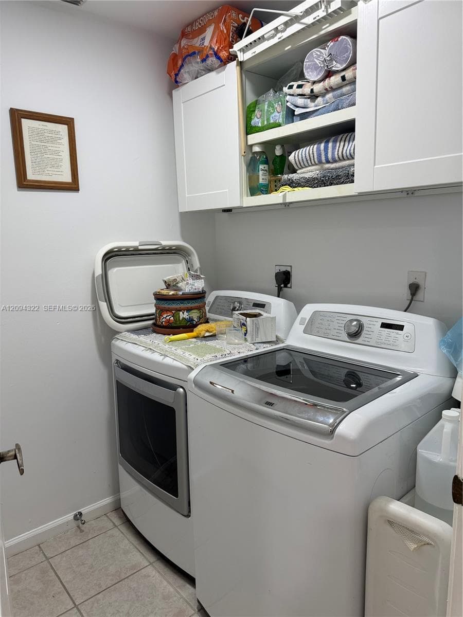 640 SE 22nd Ln photo 16