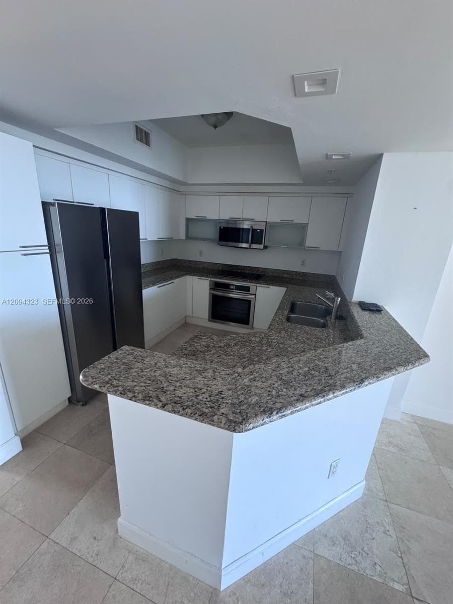 THE OAKS I CONDO · #701 in North Miami - Photo 5