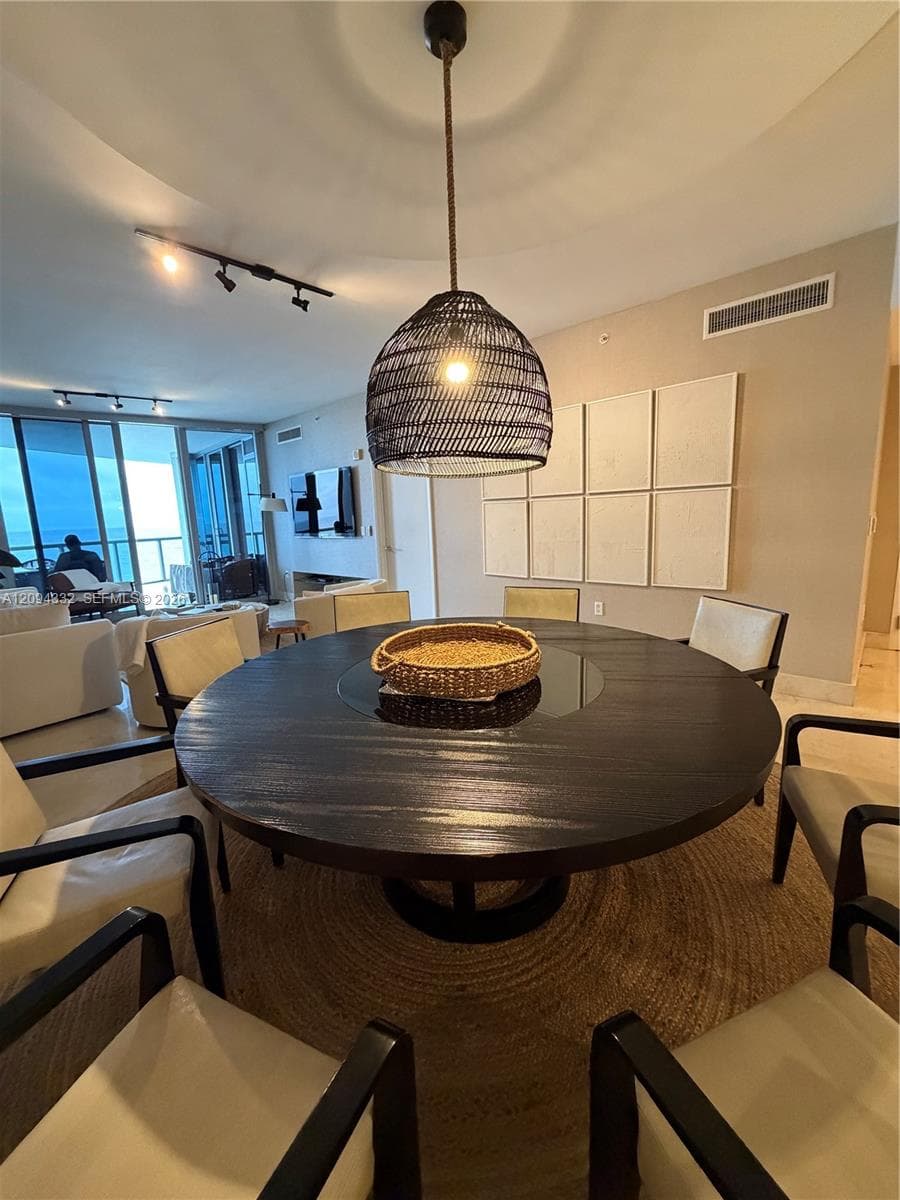 Jade Ocean · #904 in Sunny Isles Beach - Photo 9