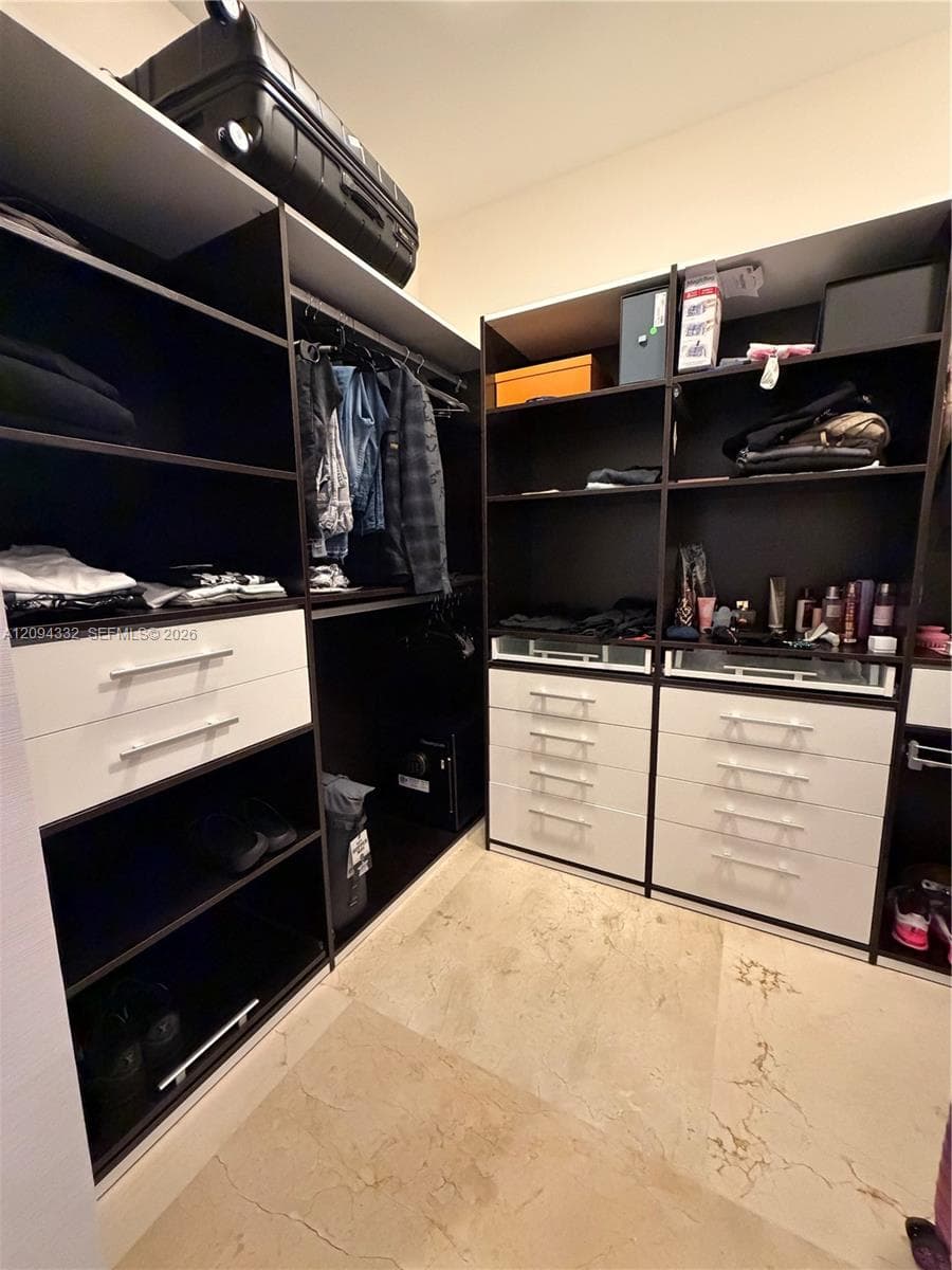 Jade Ocean · #904 in Sunny Isles Beach - Photo 14