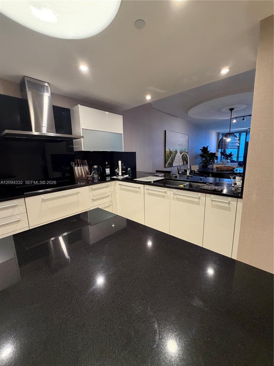 Jade Ocean · #904 in Sunny Isles Beach - Photo 11