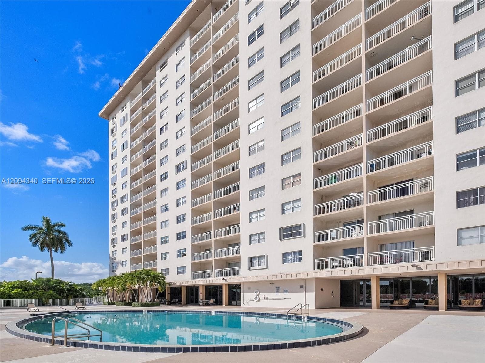 COASTAL TOWERS CONDO · #523 in Sunny Isles Beach - Photo 25
