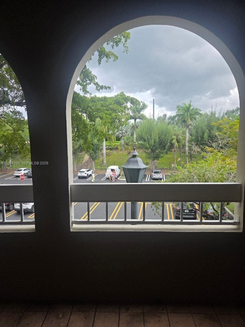VILLAGE OF KINGS CREEK CO · #310 in Miami - Photo 7